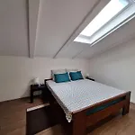Mar